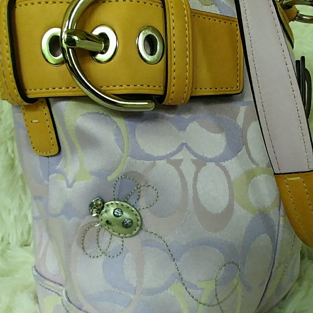 Coach NEW Lilac Soho Optic Bumble Bee - Picture 3 of 8